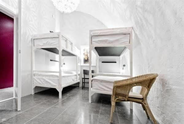 Ramilton Old Town Hostel Стокгольм Экстерьер фото